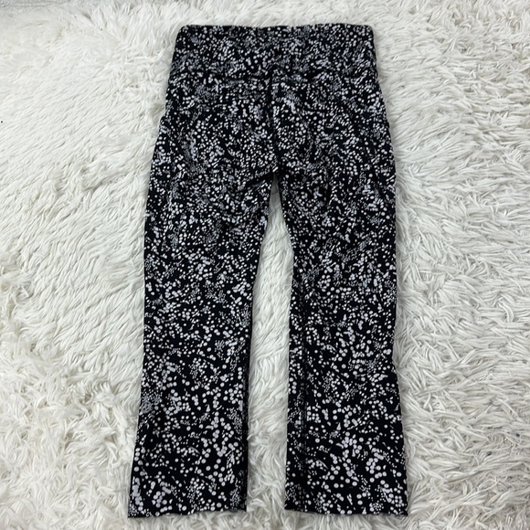 Lululemon Fast & Free Crop II *Nulux 19" Chirasu Black - Picture 7 of 7